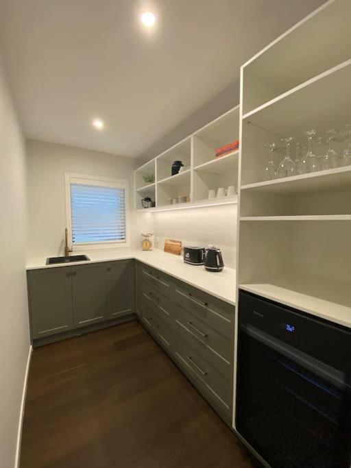 Luxury Escape In Cbd - Walking Distance To Town Holiday home