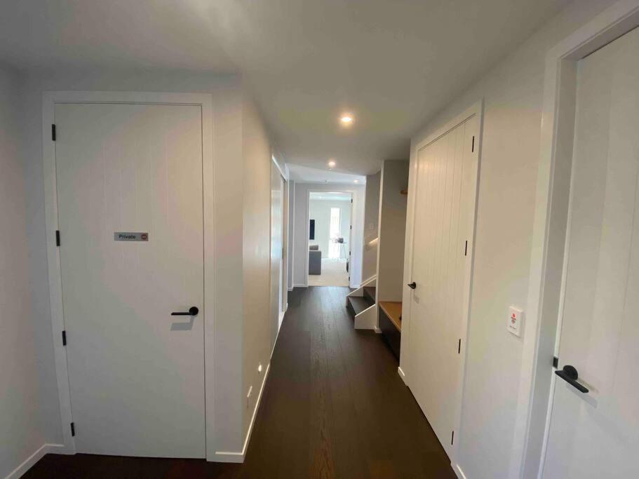 Holiday home Luxury Escape In Cbd - Walking Distance To Town *